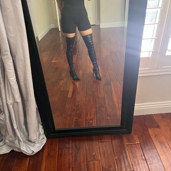 Steve Madden knee high boots - Picture 2 of 5